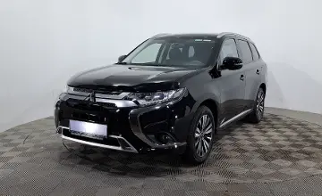 Mitsubishi Outlander 2022 года за 10 990 000 тг. в Астана фото 1