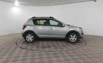 Renault Sandero 2014 года за 3 190 000 тг. в Шымкент фото 4
