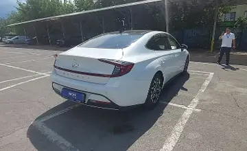 Hyundai Sonata 2022 года за 10 990 000 тг. в Алматы фото 3