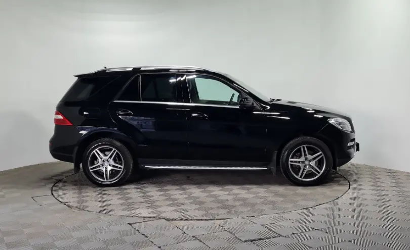 Mercedes-Benz M-Класс 2014 года за 13 750 000 тг. в Алматы фото 4