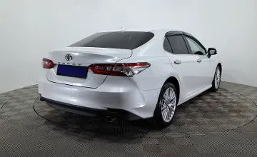 Toyota Camry 2019 года за 11 990 000 тг. в Астана
