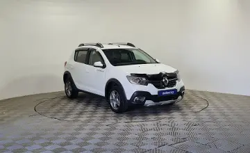 Renault Sandero 2020 года за 4 790 000 тг. в Алматы фото 3
