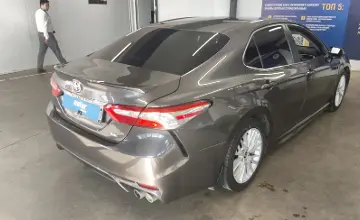 Toyota Camry 2018 года за 10 000 000 тг. в Астана фото 3