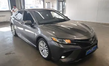 Toyota Camry 2018 года за 10 000 000 тг. в Астана фото 2