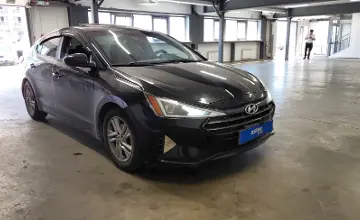 Hyundai Elantra 2018 года за 6 490 000 тг. в Астана фото 2