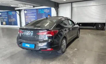 Hyundai Elantra 2018 года за 6 490 000 тг. в Астана фото 3
