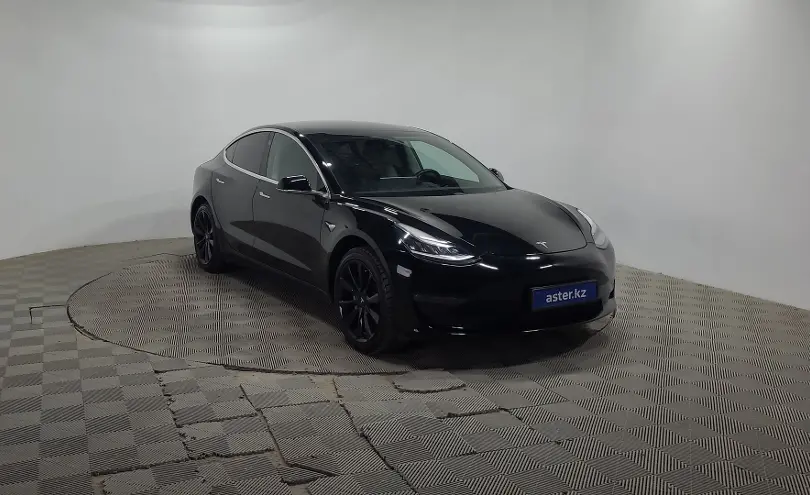 Tesla Model 3 2019 года за 8 450 000 тг. в Алматы фото 3