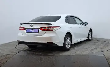 Toyota Camry 2019 года за 10 190 000 тг. в Астана