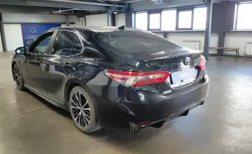 Toyota Camry 2019 года за 10 190 000 тг. в Астана фото 4