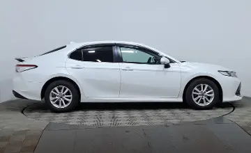 Toyota Camry 2019 года за 10 190 000 тг. в Астана фото 4