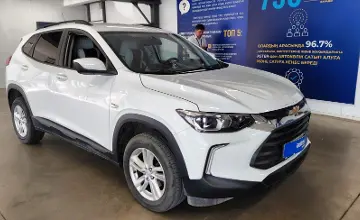 Chevrolet Tracker 2022 года за 7 190 000 тг. в Астана фото 2
