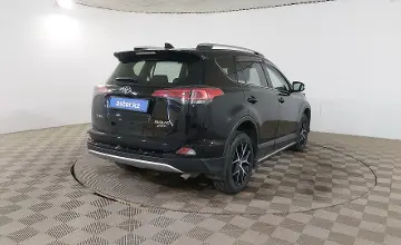 Toyota RAV4 2018 года за 11 790 000 тг. в Шымкент