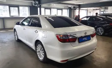 Toyota Camry 2015 года за 10 790 000 тг. в Астана фото 4