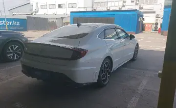 Hyundai Sonata 2022 года за 12 450 000 тг. в Алматы фото 3