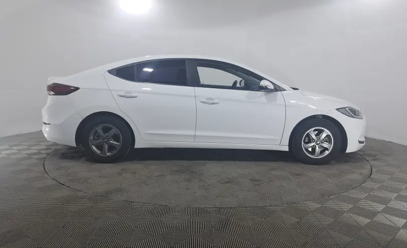 Hyundai Avante 2017 года за 5 500 000 тг. в Павлодар фото 4