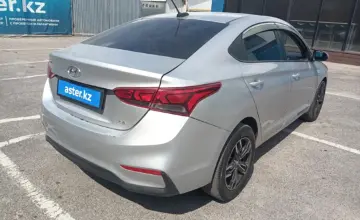 Hyundai Accent 2019 года за 5 690 000 тг. в Алматы фото 3