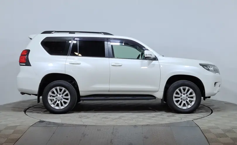 Toyota Land Cruiser Prado 2018 года за 20 290 000 тг. в Астана фото 4