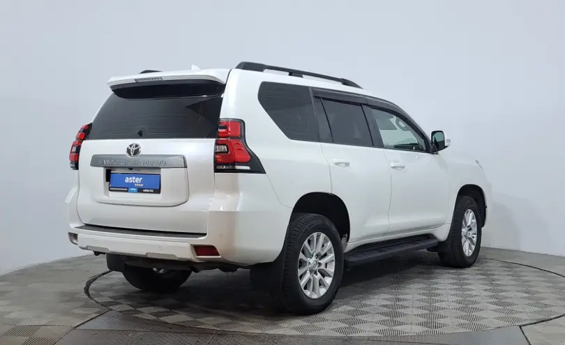 Toyota Land Cruiser Prado 2018 года за 20 290 000 тг. в Астана фото 5