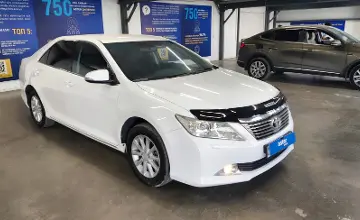 Toyota Camry 2013 года за 7 990 000 тг. в Астана фото 2