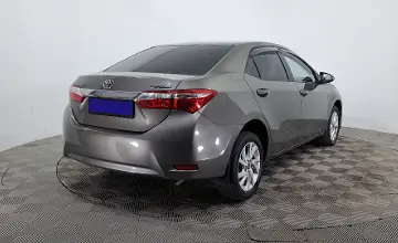 Toyota Corolla 2018 года за 8 590 000 тг. в Астана