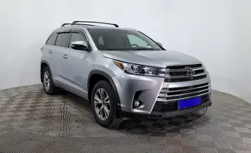 Toyota Highlander 2015 года за 13 200 000 тг. в Астана фото 3