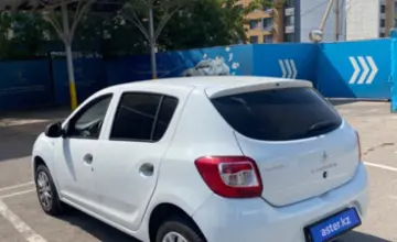 Renault Sandero 2019 года за 3 800 000 тг. в Алматы фото 4