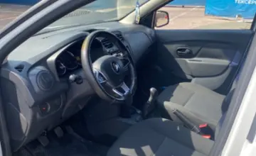 Renault Sandero 2019 года за 3 800 000 тг. в Алматы фото 5