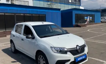 Renault Sandero 2019 года за 3 800 000 тг. в Алматы фото 2