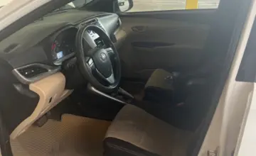 Toyota Yaris 2018 года за 5 790 000 тг. в Алматы фото 5