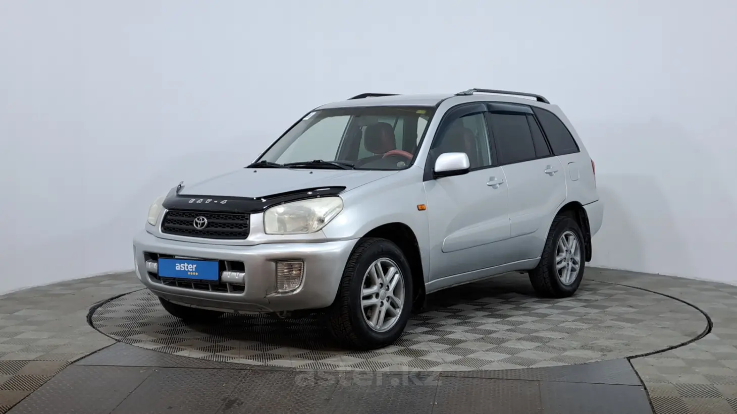 Toyota RAV4, 2002