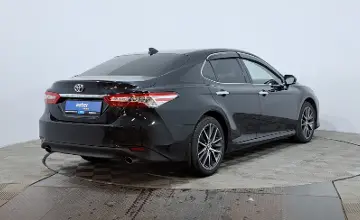 Toyota Camry 2023 года за 15 800 000 тг. в Астана