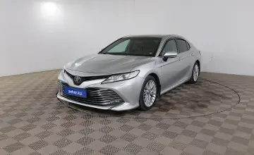 Toyota Camry 2018 года за 13 790 000 тг. в Шымкент фото 1
