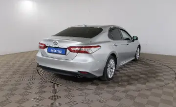 Toyota Camry 2018 года за 13 790 000 тг. в Шымкент