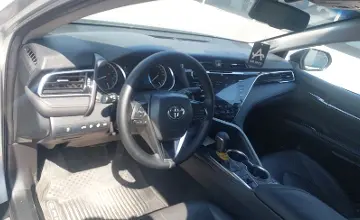 Toyota Camry 2018 года за 13 790 000 тг. в Шымкент фото 5