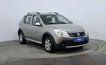 Renault Sandero 2013 года за 3 390 000 тг. в Астана фото 3