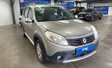Renault Sandero 2013 года за 3 390 000 тг. в Астана фото 2