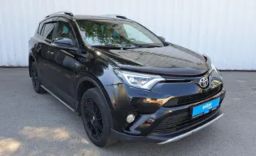 Toyota RAV4 2018 года за 9 990 000 тг. в Алматы фото 3