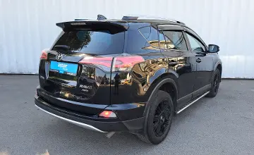 Toyota RAV4 2018 года за 9 990 000 тг. в Алматы