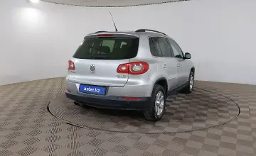 Volkswagen Tiguan 2010 года за 4 490 000 тг. в Шымкент