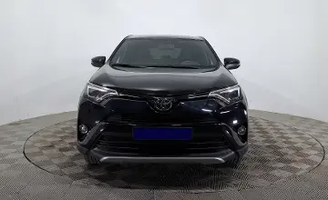 Toyota RAV4 2017 года за 11 990 000 тг. в Астана фото 2