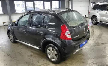 Renault Sandero 2013 года за 2 990 000 тг. в Астана фото 4