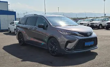 Toyota Sienna 2022 года за 18 950 000 тг. в Алматы фото 3