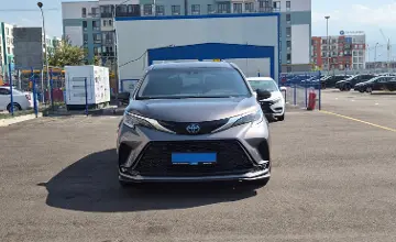 Toyota Sienna 2022 года за 18 950 000 тг. в Алматы фото 2