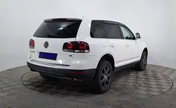 Volkswagen Touareg 2007 года за 5 000 000 тг. в Астана