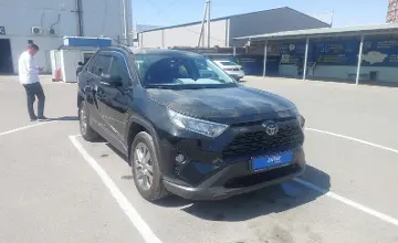 Toyota RAV4 2020 года за 13 590 000 тг. в Шымкент фото 2