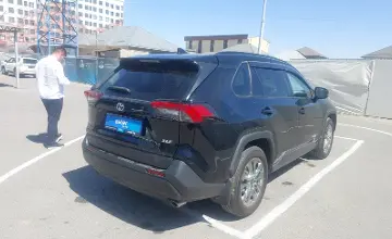 Toyota RAV4 2020 года за 13 590 000 тг. в Шымкент фото 3