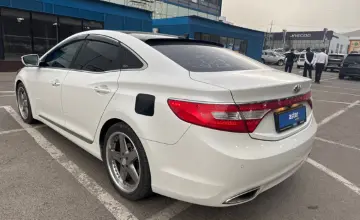 Hyundai Grandeur 2013 года за 7 890 000 тг. в Алматы фото 4