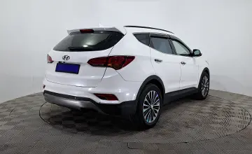 Hyundai Santa Fe 2017 года за 8 290 000 тг. в Астана