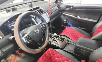 Toyota Camry 2015 года за 8 290 000 тг. в Астана фото 5