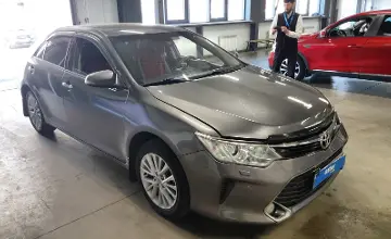 Toyota Camry 2015 года за 8 290 000 тг. в Астана фото 2